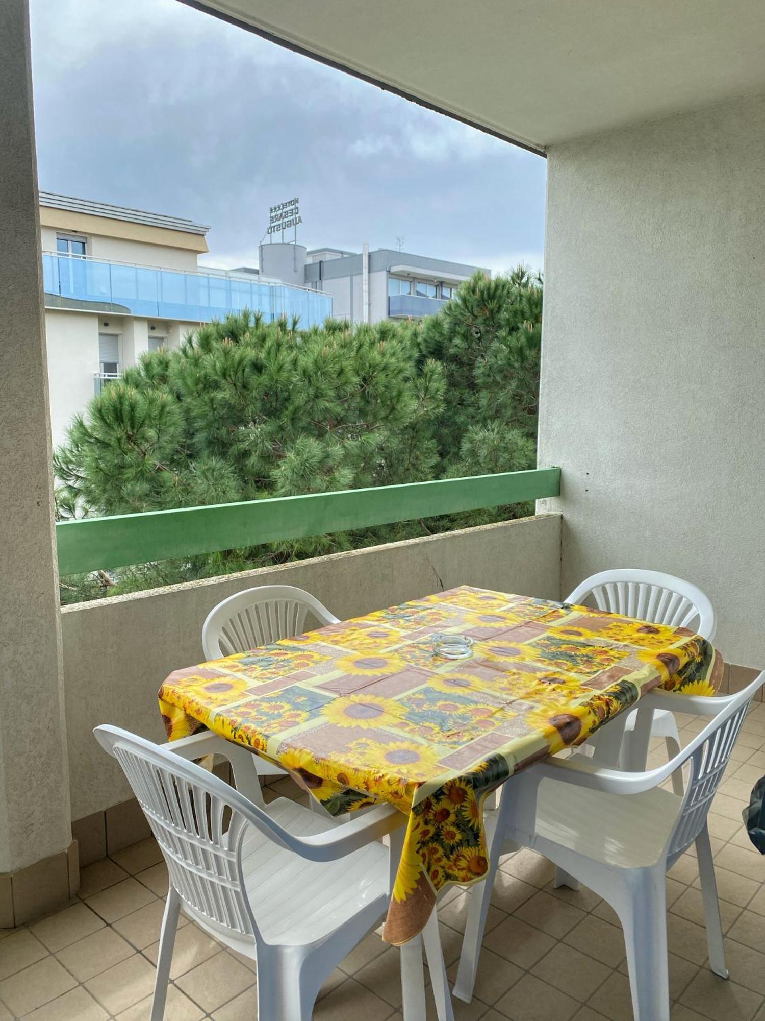 Grazioso Appartamento N 47 A 100Mt Dal Mare Bibione Eksteriør billede